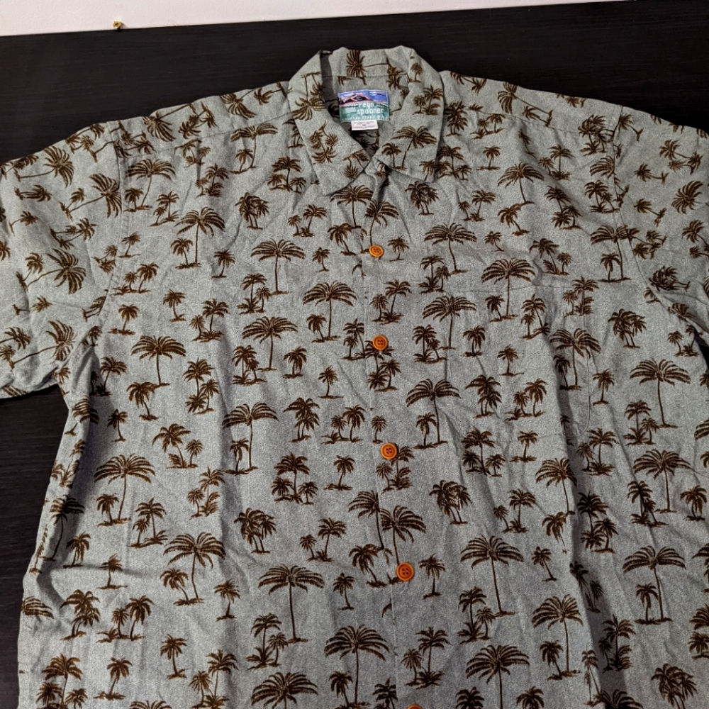 Mens Reyn spooner Hawaiian medium shirt